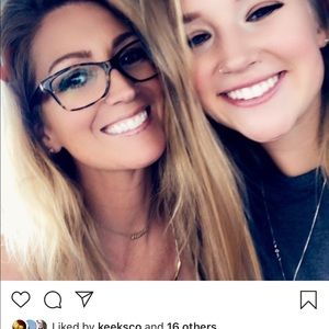 Meet your Posher, Farrah